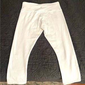 Lululemon align white crop